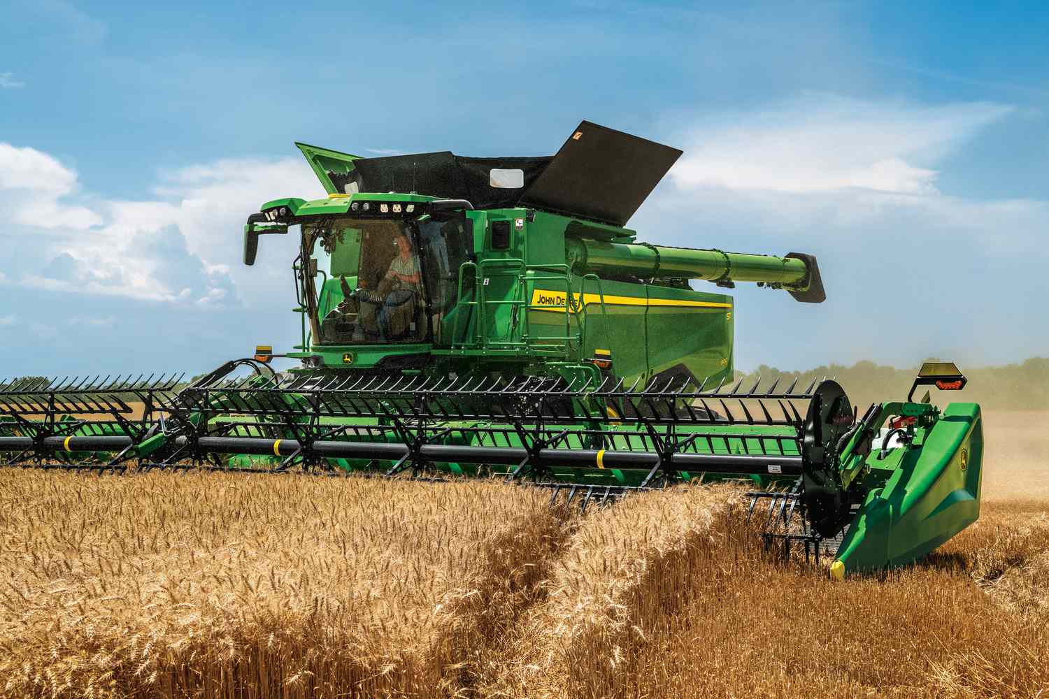 John Deere’s New S7 Combine Built With Tech for the Future of Farming